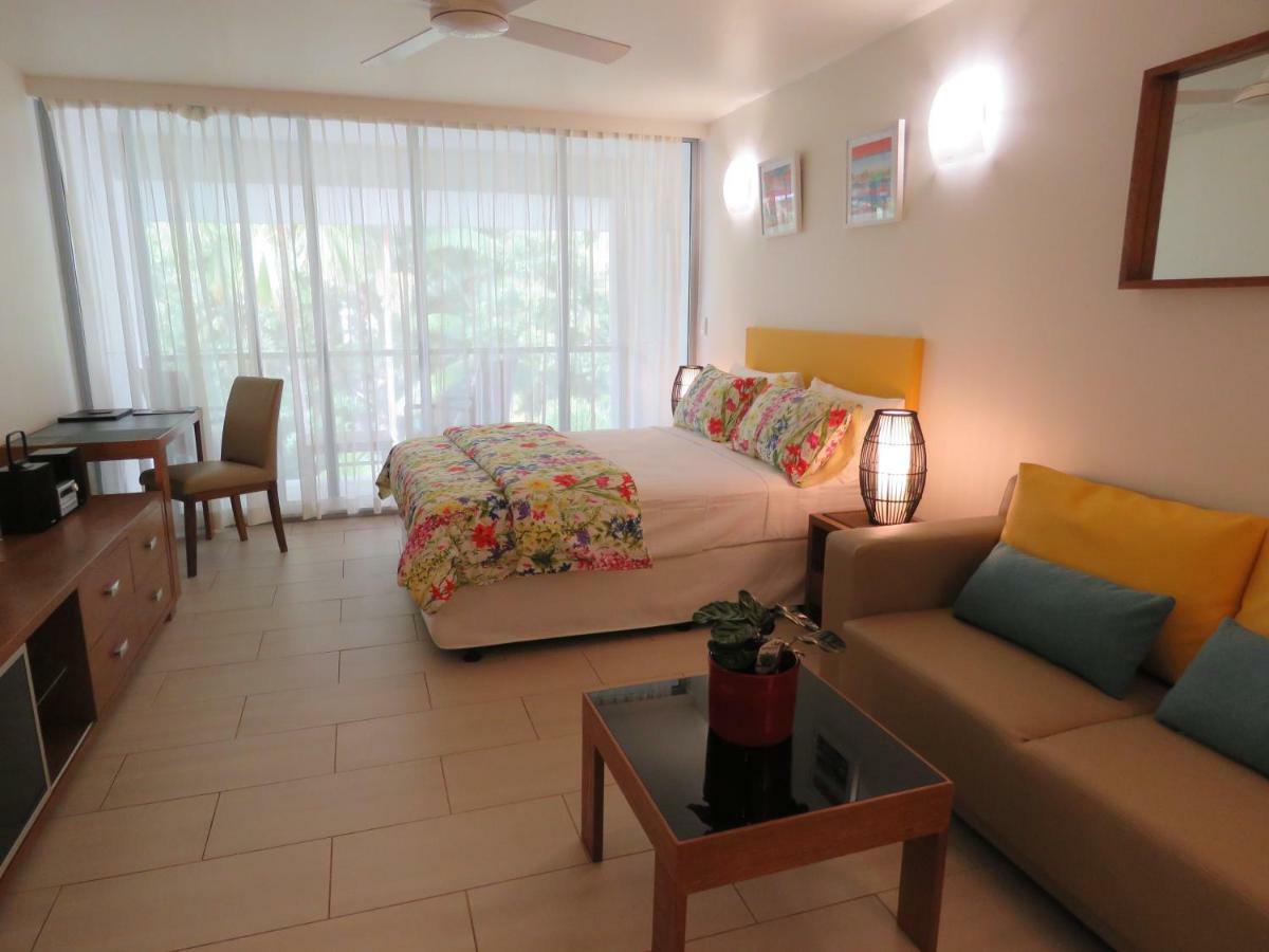 Hidden Gem @ Palm Cove Apartment ภายนอก รูปภาพ